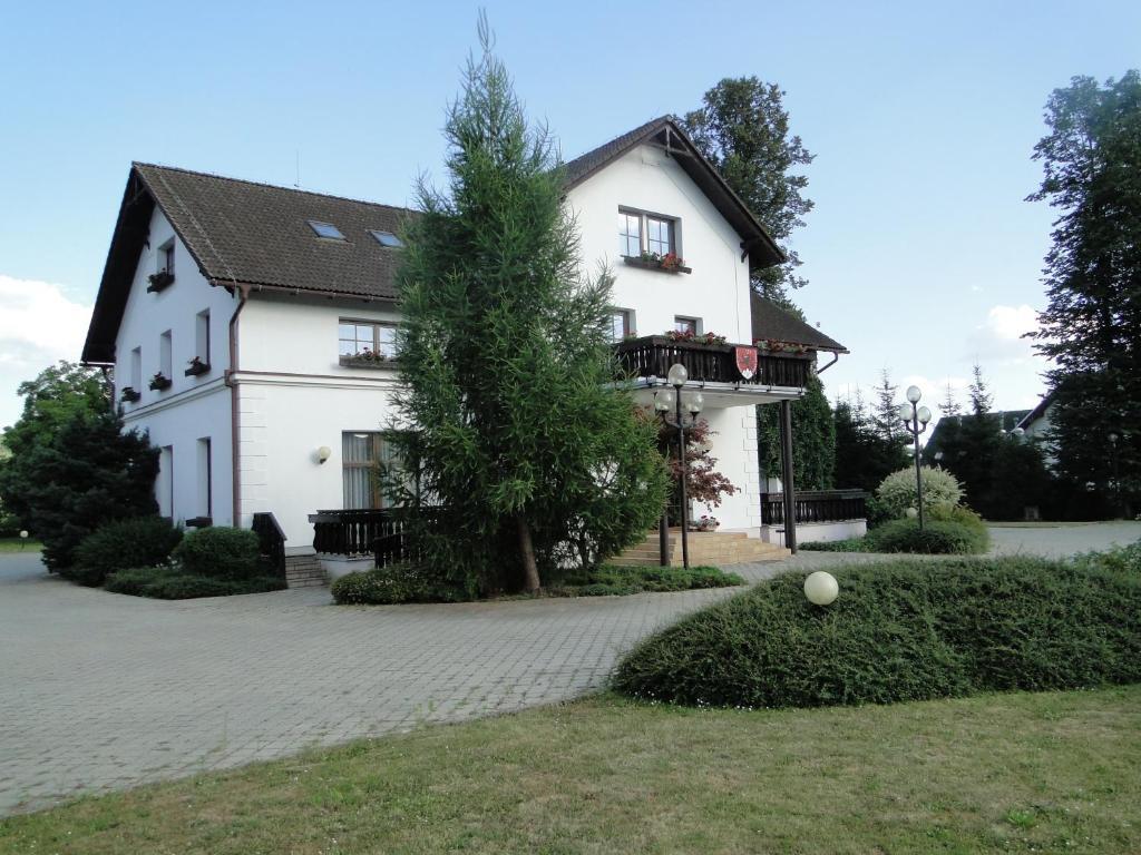 Villa Zerotin Penzion Bed & Breakfast Velké Losiny Extérieur photo